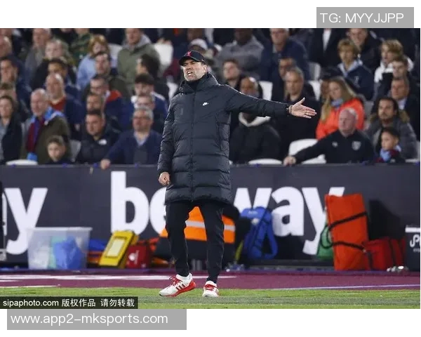 克雷格波特精彩表现撤步远投被犯规成功打成三分加一