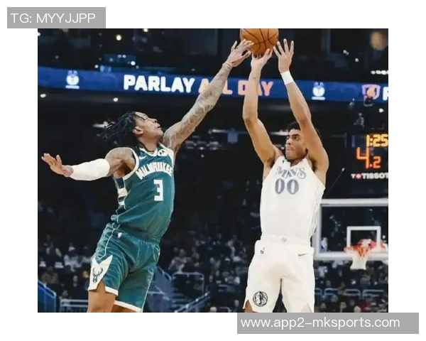 克莱上半场状态低迷仅得5分三分球命中率惨淡