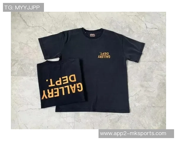 泰山主场球衣复古风潮回归背面金色SINCE1993彰显经典魅力 泰山主场球衣复古风潮回归背面金色SINCE1993彰显经典魅力