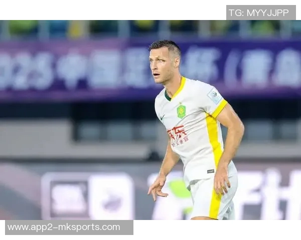 国安重返训练场外援斯帕吉奇归队备战新赛季